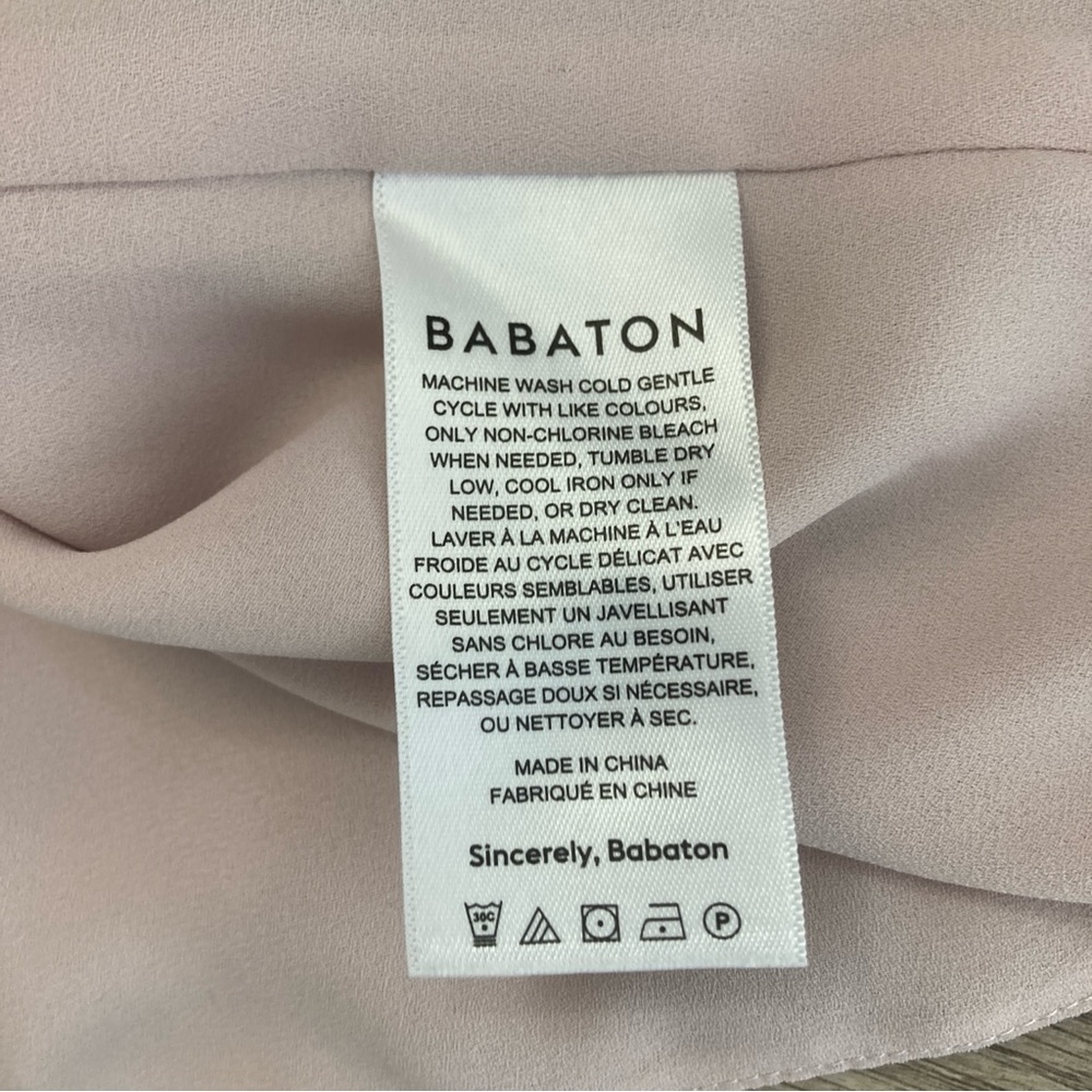 Aritizia Babaton Murphy Blouse Womens M Nude V-Neck Cropped Long Sleeved Office - Picture 8 of 14
